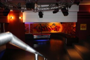 JZ Famous Witten (7)